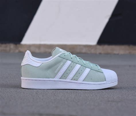 Tenis Adidas Verde Menta .